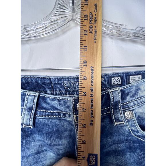 Miss Me Juniors Size 29 Blue Signature Cuffed Capri Distressed Embroidered Jeans - Picture 7 of 12